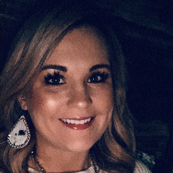 Meet your Posher, Dusty - Picture 1 of 1